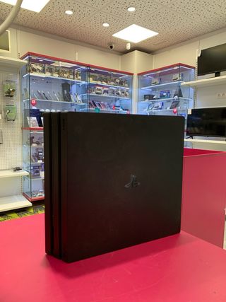 Consola PS4 Pro 1TB + Mando Rojo