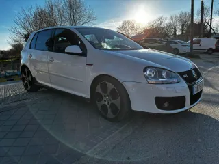 Volkswagen Golf 2005