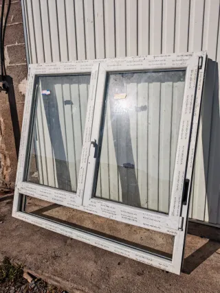 Ventana PVC Rehau 163x151