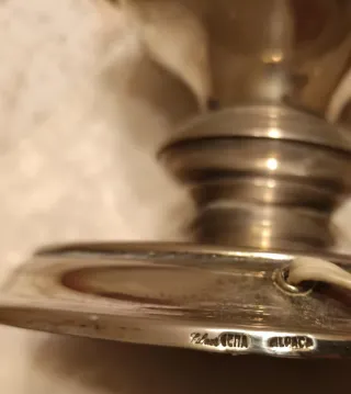 Lámpara de mesa antigua de alpaca