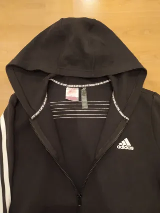 Chaqueta Adidas con capucha vintage