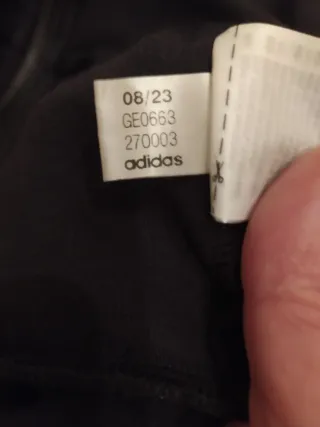 Chaqueta Adidas con capucha vintage