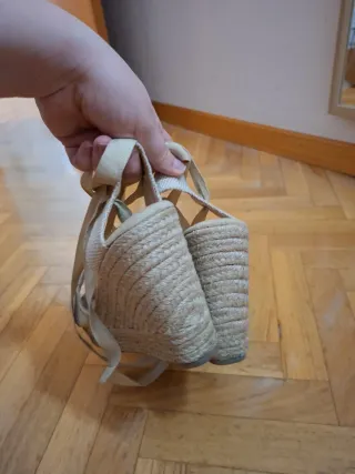 Tacones esparto beige