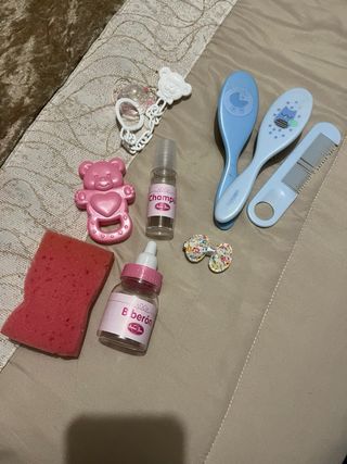 Cesta de muñeca con accesorios