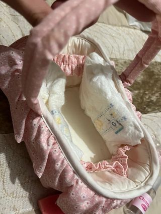 Cesta de muñeca con accesorios