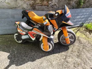 Moto Juguete Infantil Repsol Injusa