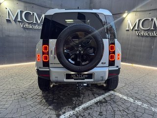 Land Rover Defender 90 D200 MHEV SE 4WD Auto 147 kW (200 CV)
