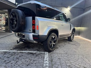 Land Rover Defender 90 D200 MHEV SE 4WD Auto 147 kW (200 CV)