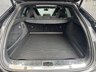 Porsche Panamera Turbo 404 kW (550 CV)