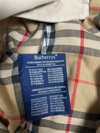 Casaco Burberry Bege Clássico