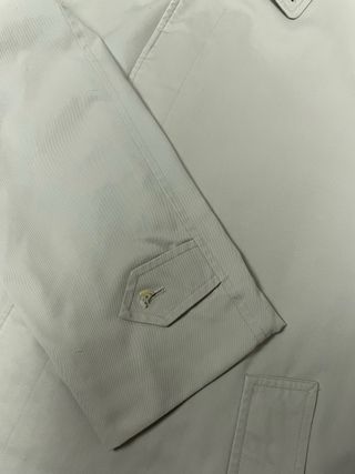 Casaco Burberry Bege Clássico