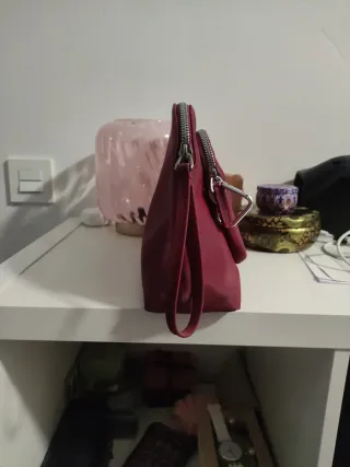Borsa per trucco spaziosa in vino rosso