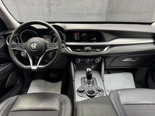 Alfa Romeo Stelvio 2.2 Diesel Super RWD 132 kW (180 CV)