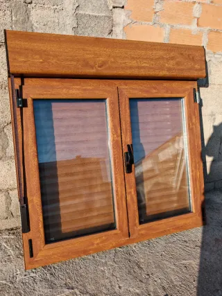 Ventana RPT bicolor 119x120