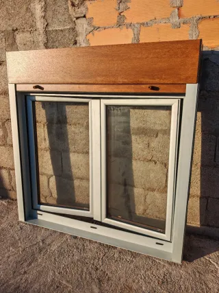 Ventana RPT bicolor 119x120