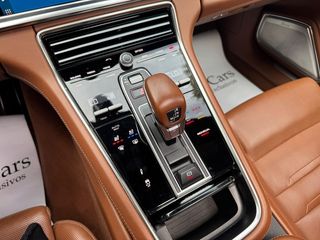 Porsche Panamera 4 E-Hybrid 10 Years Edition 340 kW (462 CV)