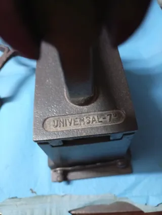 Plancha carbón y hornilla antigua