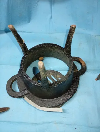 Plancha carbón y hornilla antigua