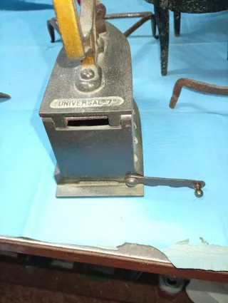 Plancha carbón y hornilla antigua