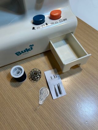 Máquina de coser Buki Professional Studio Couture