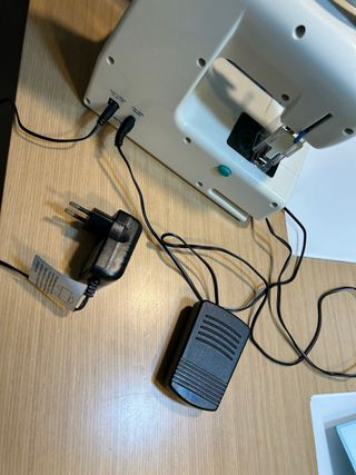 Máquina de coser Buki Professional Studio Couture