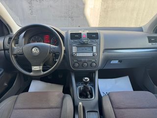 Volkswagen Golf GT Sport 1.9 TDI 77 kW (105 CV)