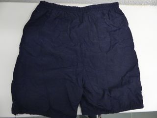 Shorts azules sin marca