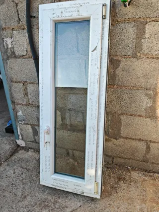 Ventana oscilobatiente 48x131
