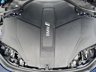 BMW i7 xDrive60 400 kW (544 CV)