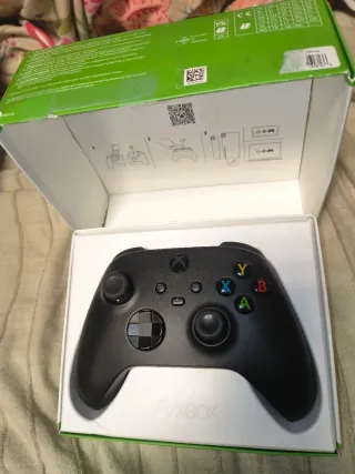 Mando Xbox Carbon Black