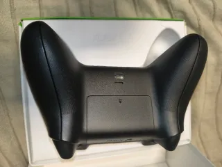 Mando Xbox Carbon Black