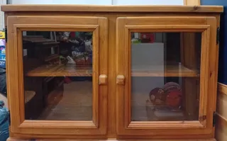 Muebles recibidor y salón madera rústica