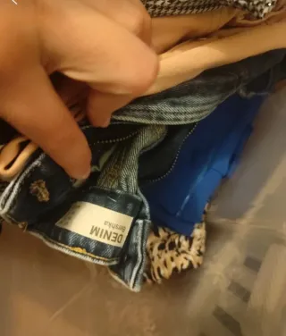 Ropa mujer variada, tallas desde la XS a la M