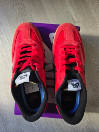 Zapatillas Nike SB Rojas y Negras