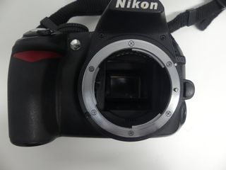 Cámara Nikon con accesorios