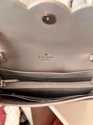 Cartera Kate Spade Blanca con Cadena plateada