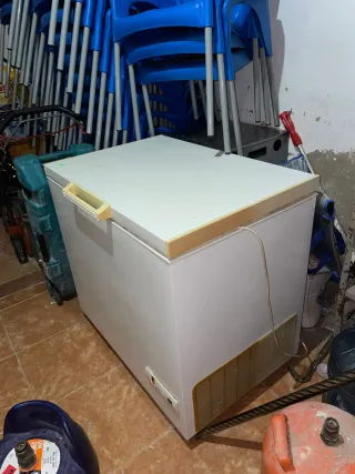 Arcón congelador blanco