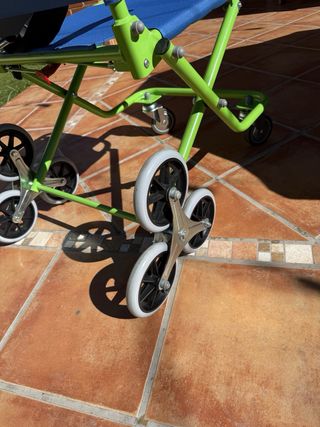 Silla sube escaleras manual.