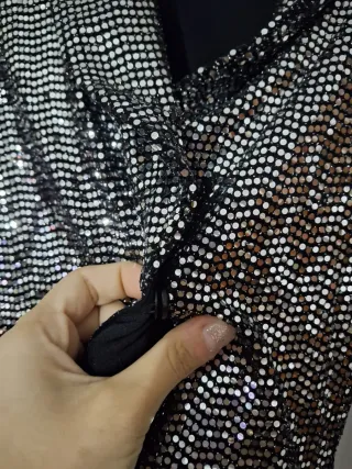 Vestido Bershka lentejuelas plateado XS