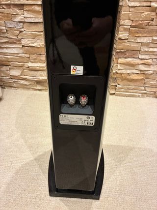 Altavoces FS-267 ELAC Negro Brillo