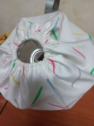 Lámpara infantil tela y plástico