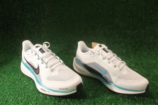 Zapatillas Nike Pegasus 41 Blancas y Turquesa