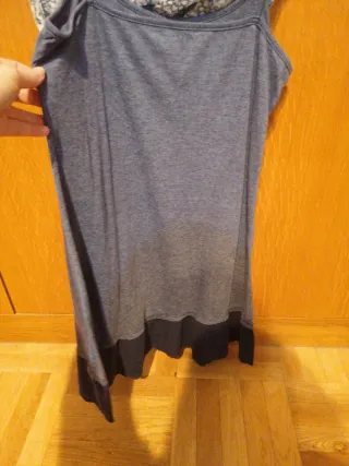 Camisa Zara floral y camiseta tirantes