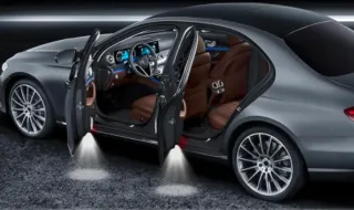 Luces de cortesía Mercedes