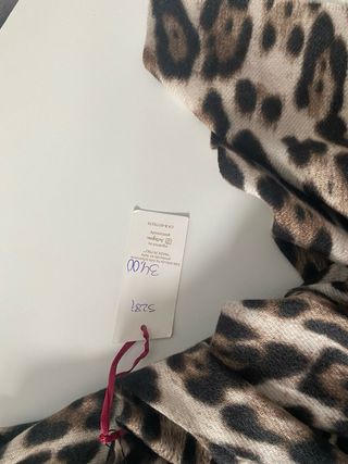 Pasmina estampado leopardo