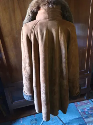 Cappotto in shearling con pelliccia