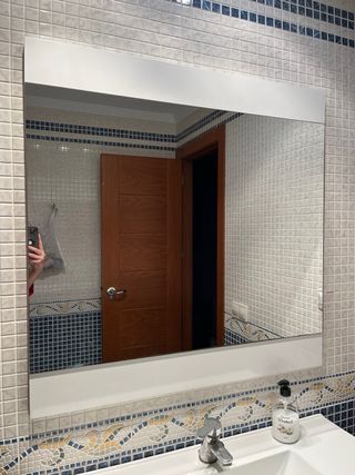 Mueble de baño blanco