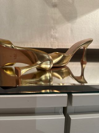 Sandalias Zara Tacón Piel Dorado Talla 39