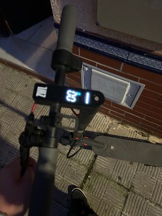 Patinete Eléctrico ZWL en perfecto estado pocos km