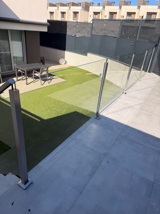 Barandilla de cristal para exterior